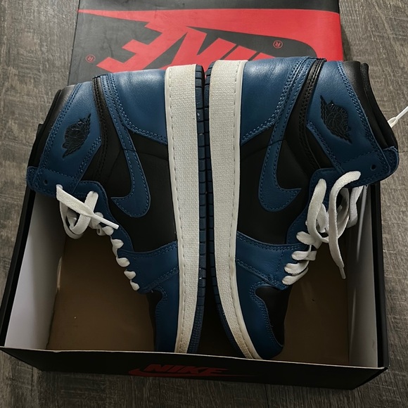 Nike Air Jordan 1 Retro High OG Blue Black Sneakers - Picture 6 of 12